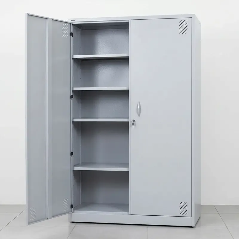 Armário de aço 2 portas 1,98m x 1,20m Econômica com chave em Cascavel PR