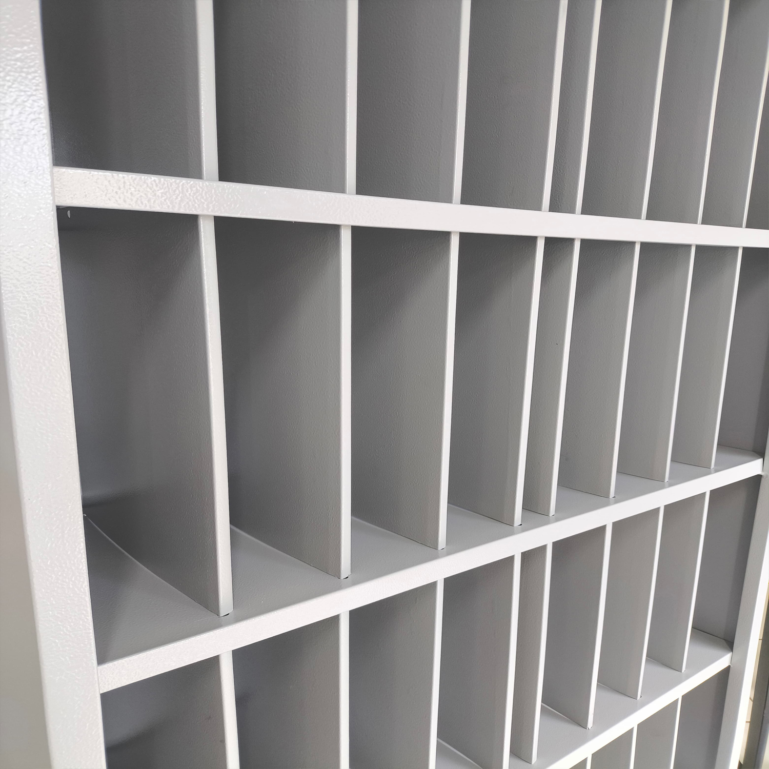 Armário de aço AZ com Portas interno